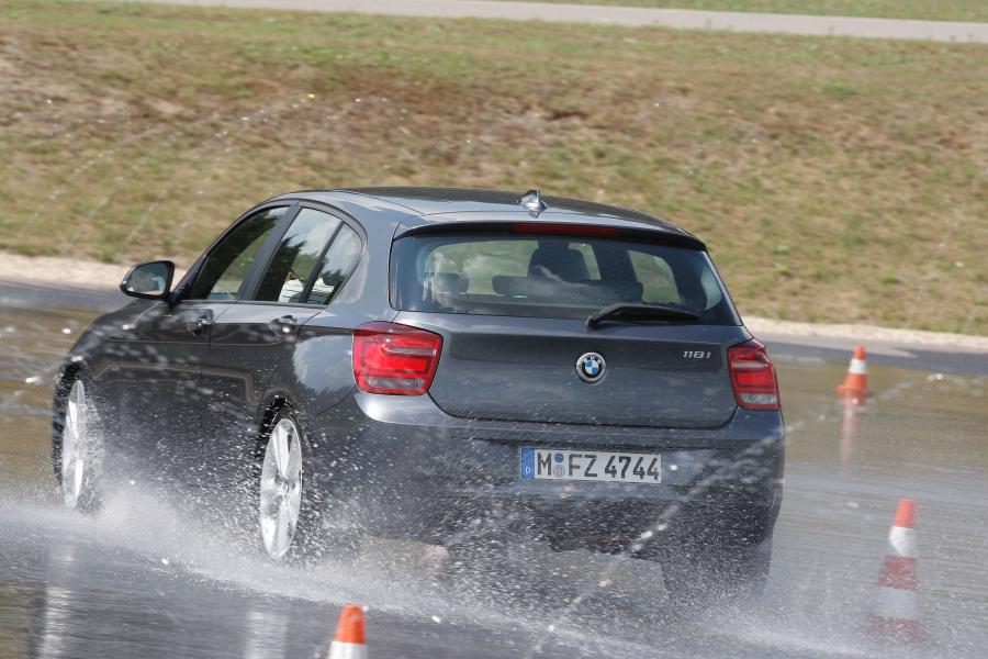  BMW 118i Sport Line 2011 года  (фото 105 из 185)